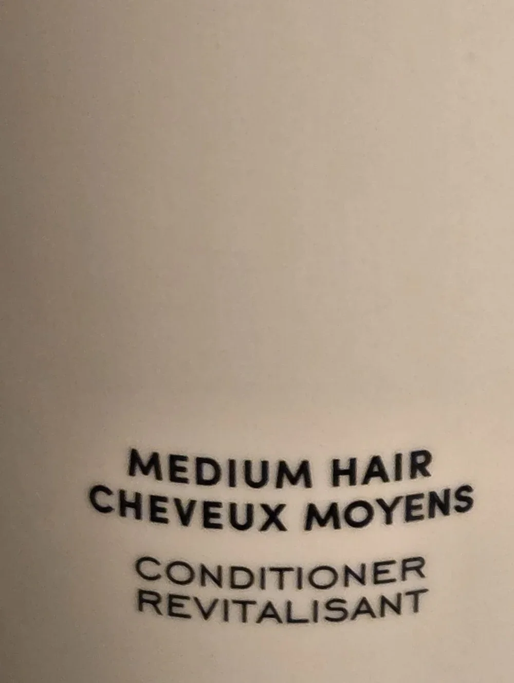 Ouai Medium Shampoo and Conditioner Bundle